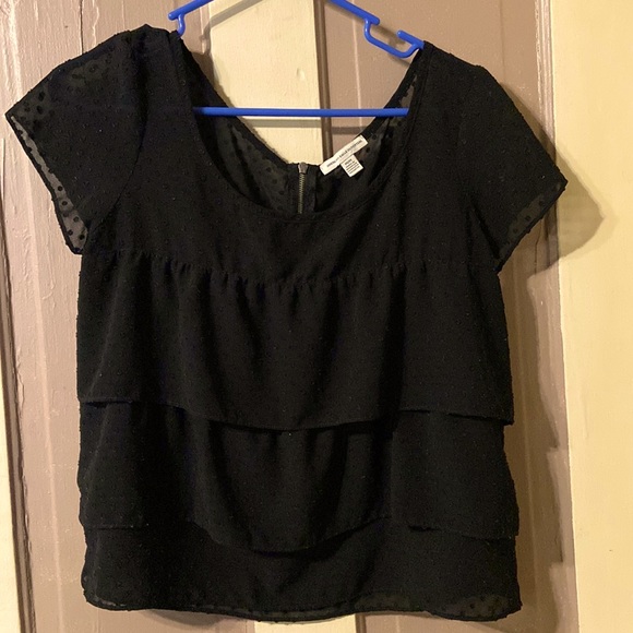 Black blouse with ruffles - Picture 1 of 7